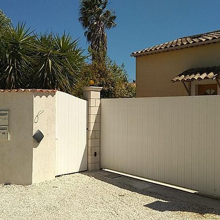 Maison neuve avec jardin au calme La Crau Extérieur photo